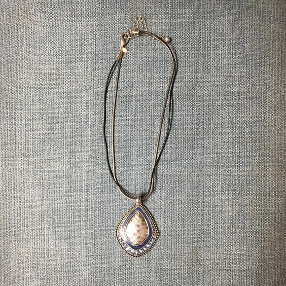 Premier Designs Blue Crystal and Silver Necklace - Picture 2 of 3